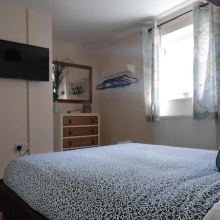 Coastal Escape Deal - 2 Bedroom House -Short Lets & Serviced Accommodation エクステリア 写真