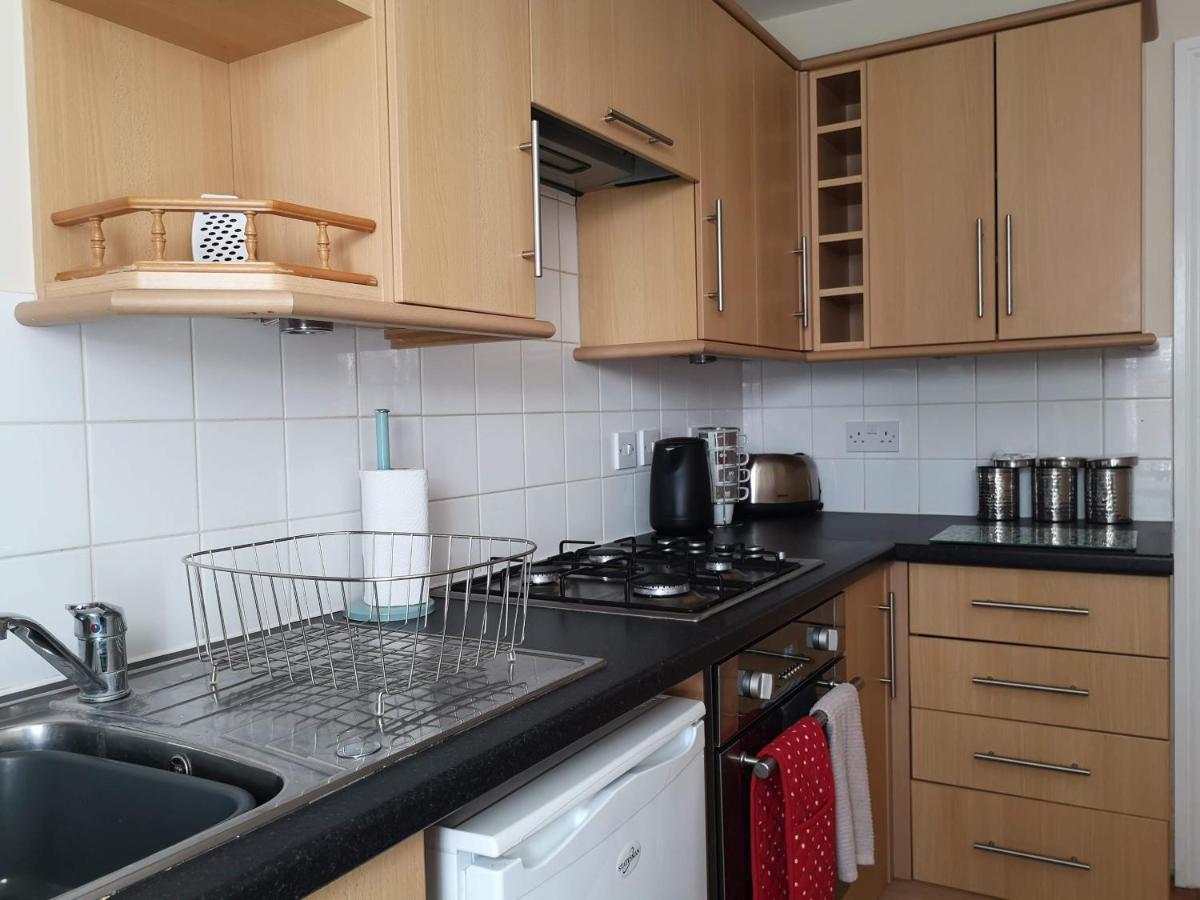 Coastal Escape Deal - 2 Bedroom House -Short Lets & Serviced Accommodation エクステリア 写真
