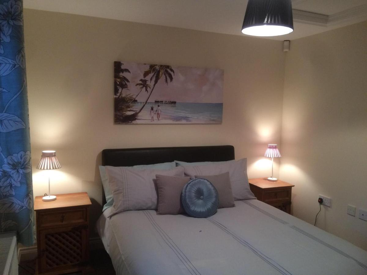 Coastal Escape Deal - 2 Bedroom House -Short Lets & Serviced Accommodation エクステリア 写真