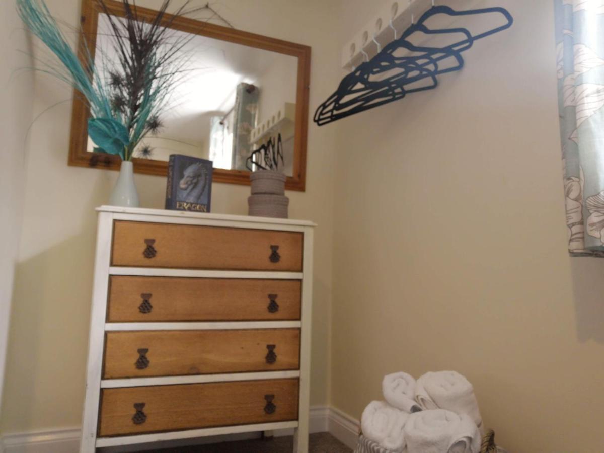 Coastal Escape Deal - 2 Bedroom House -Short Lets & Serviced Accommodation エクステリア 写真